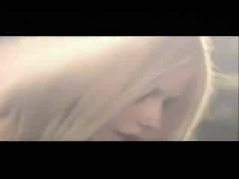 I Love you Guns - Avril Lavigne - Innocence / Бг Превод