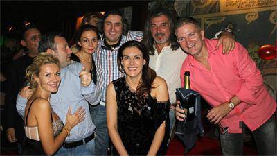 Мел Гибсън на рождения ден на Джуди Халваджиян