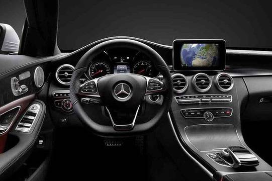 Mercedes C-класа: Първи поглед към новия Mercedes от среден клас