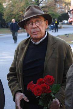 Анани Явашев на 81 г.: Любопитството ме води винаги напред, обичам да избирам и решавам сам