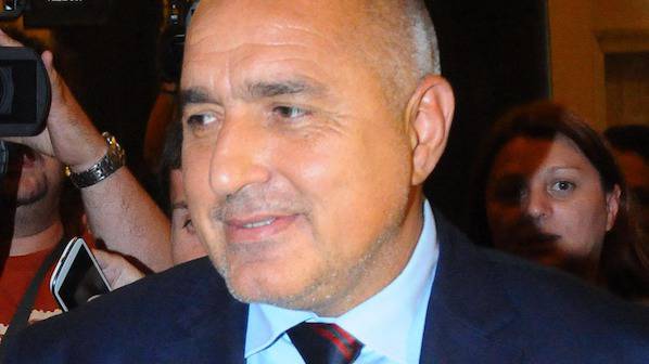 Екстрасенс: Правителството оцелява до 2015 г., Борисов става президент