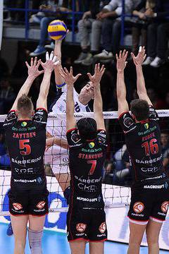 Тодор Скримов и Латина не се справиха с Мачерата (СНИМКИ)