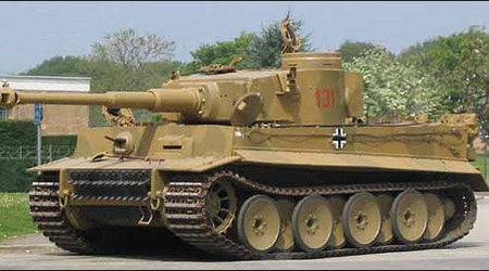 Търг за „Майбах“ уволни военни шефове