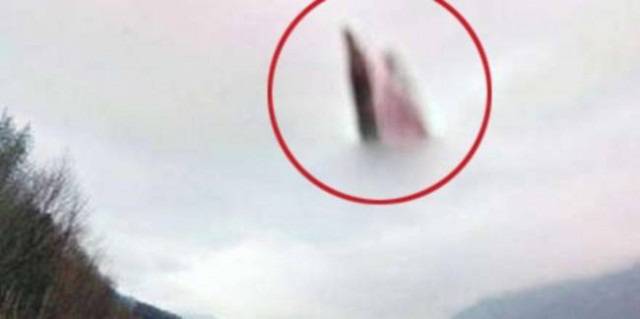 В небето над Швейцария се появиха образите на „Исус и Мария“