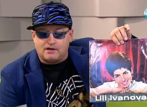 Марти Джи ще застрахова колекцията от плочи на Хачо Бояджиев, която получил