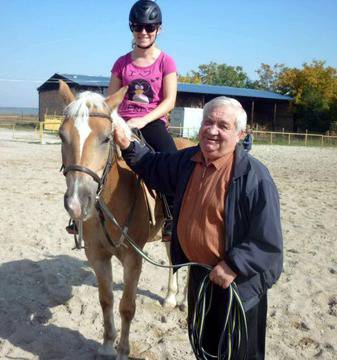 72-годишният Николай Георгиев: Обичам конете от душа, защото пъпът ми е хвърлен в „Кабиюк“