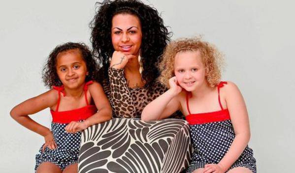 Близначки с цветовете на ин и ян