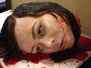 Вижте сватбената торта, която убива