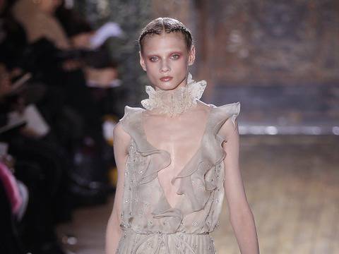 Как да си направите красиви прически с плитки