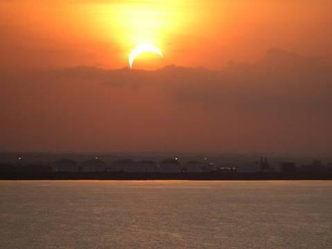 Ако искате да видите слънчевото затъмнение…