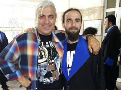 Синът на Васко Кръпката завърши Консерваторията