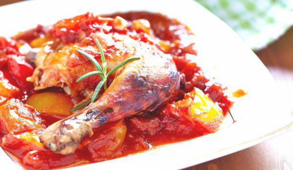 Кокошка паприкаш