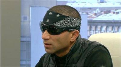 Боян Расате: Българите не искат бежанци. Якудзата: А защо биете циганите?