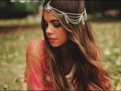 Аксесоари за коса, които всяка дама трябва да има