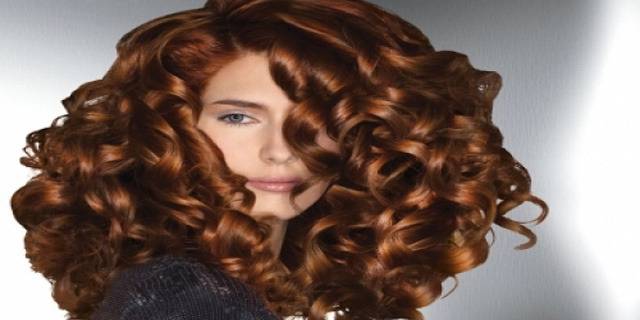 СОФИЯ: Трайно спираловидно къдрене за дълги и средно дълги коси, подстригване и стилизиране на прическа от Салон Елеганс!