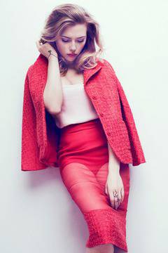 Скарлет Йохансон си пада по порното видяна 3655 коментари 1