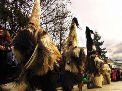 Разложките кукери надвиха Велико Търново за „Пазител на традициите“