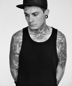 Лошото момче на “Музикална академия“ Любен с първи самостоятелен лайф