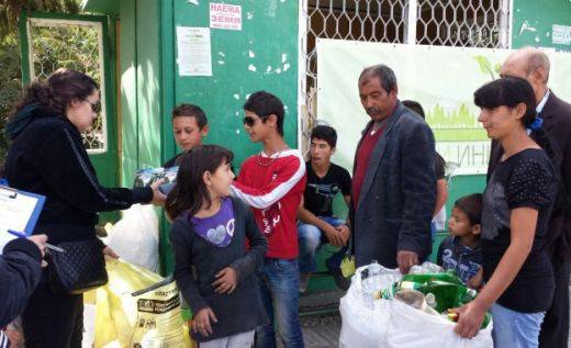 Настаняват продадената Христина при „русия ангел“