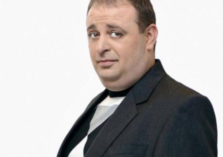 Любо Нейков тормози жена си – облизва се за Ели Гигова