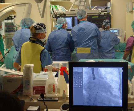 Д-р Зоран Станков: През 5 мм разрез безкръвно сменихме клапа на сърцето!