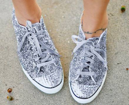 Направете сами кецове с брокат