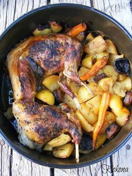 Kokona: Заек със салвия и мащерка и гарнитура от картофи, моркови и гъби