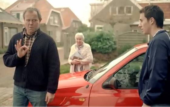 Смешни реклами разкриват скритите послания при избора на кола