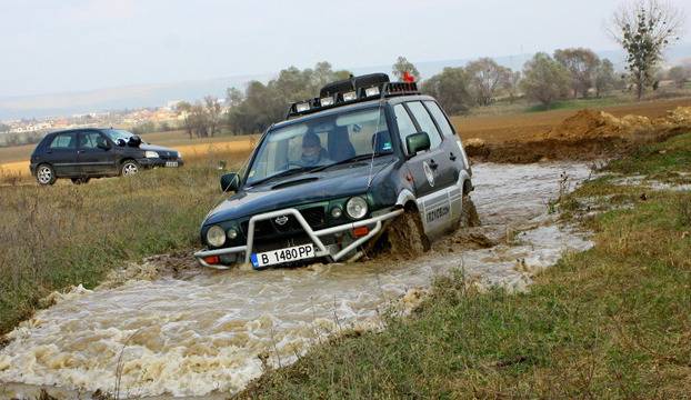 „Моето оф-роуд возило 2”: Дамян Станков и Nissan Terrano
