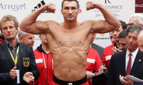 Изненада: Кобрата вече е най-близо до мач с Кличко