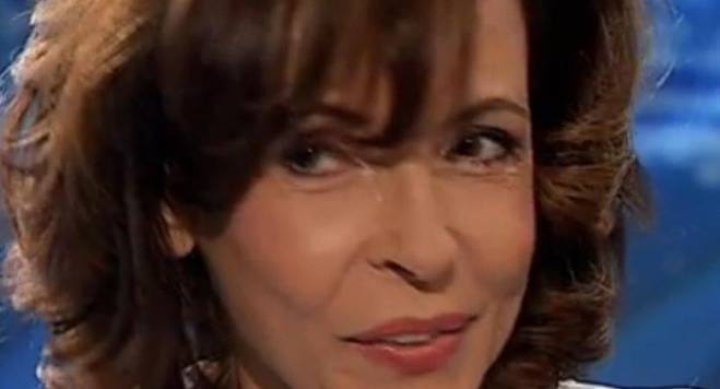 “Фейсбук“ се присмива на Цветелина Бориславова