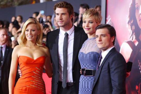 „Игрите на глада-2“ възпламени боксофиса