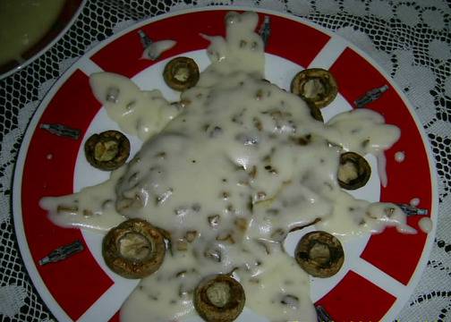 Пилешка пържола с гъбен сос