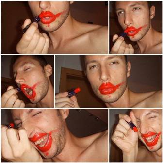 Джийсън Брад Люис лъсна в скандални снимки! Вижте ги!