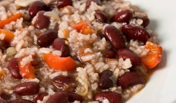 Боб с ориз – Рецепта за Боб с ориз