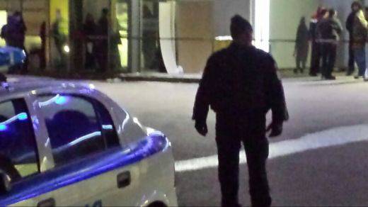 Въоръжени бандити обраха „Либра“