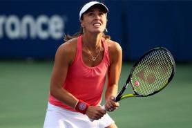 Хингис ще играе демонстративен мач с Бенчич в Хобарт