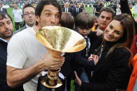 Буфон и Алена Середова се разделиха