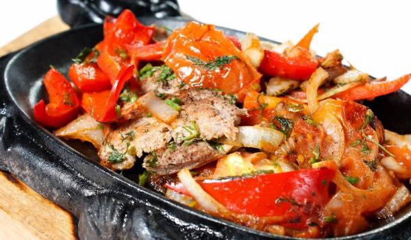 Свинско на сач