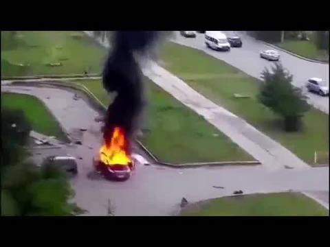 Запалената кола, в която е починал Пол Уокър