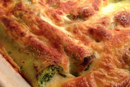 Канелони със сирене и спанак