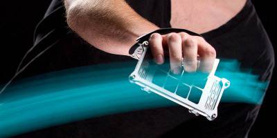 Аксесоар превръща iPhone в музикален инструмент от бъдещето