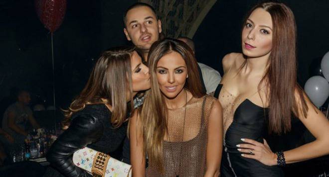 Николета пръсна 20 бона за ЧРД (снимки)