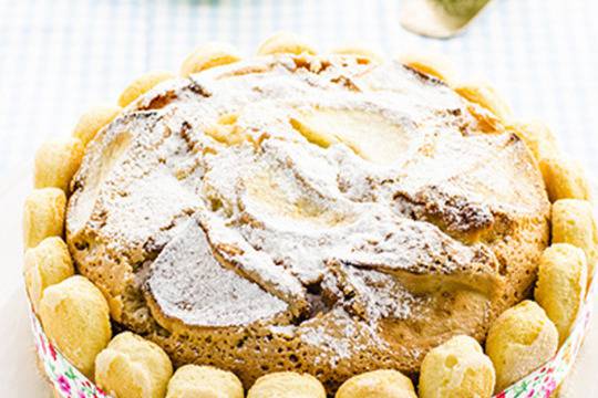 Ябълков сладкиш с канела