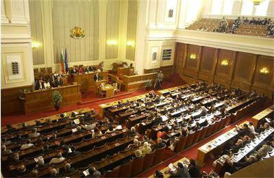 Промените в Закона за здравното осигуряване минаха на първо четене