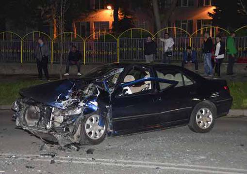 2 катастрофи заради снега, пенсионерка натрошена на ул. Одрин в Бургас