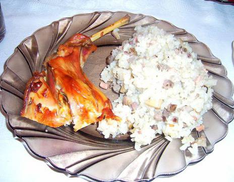 Пълнен заек на фурна