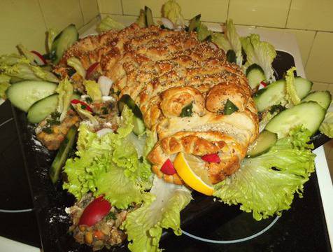 Крокодил от тесто с плънка