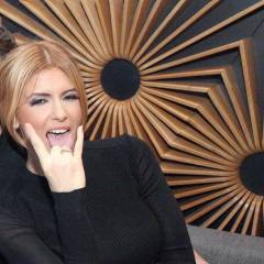 Анелия и Мика Стоичкова на звездно парти