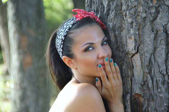 Райна: Биг Брадър е измама!